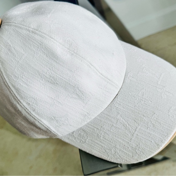 Louis Vuitton Women's LV Cream Baseball Cap - Picture 3 of 7